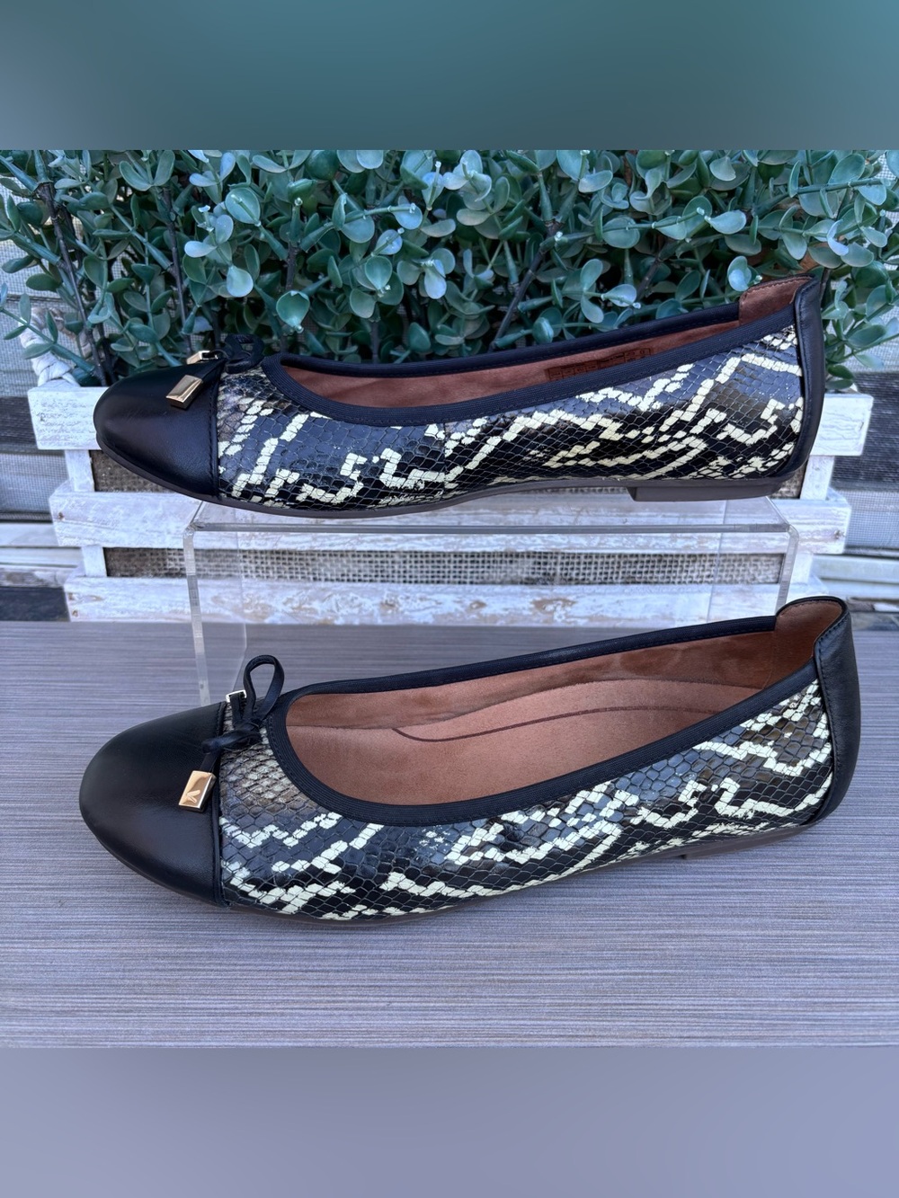 Vionic Spark Minna Boa Ballet Flats